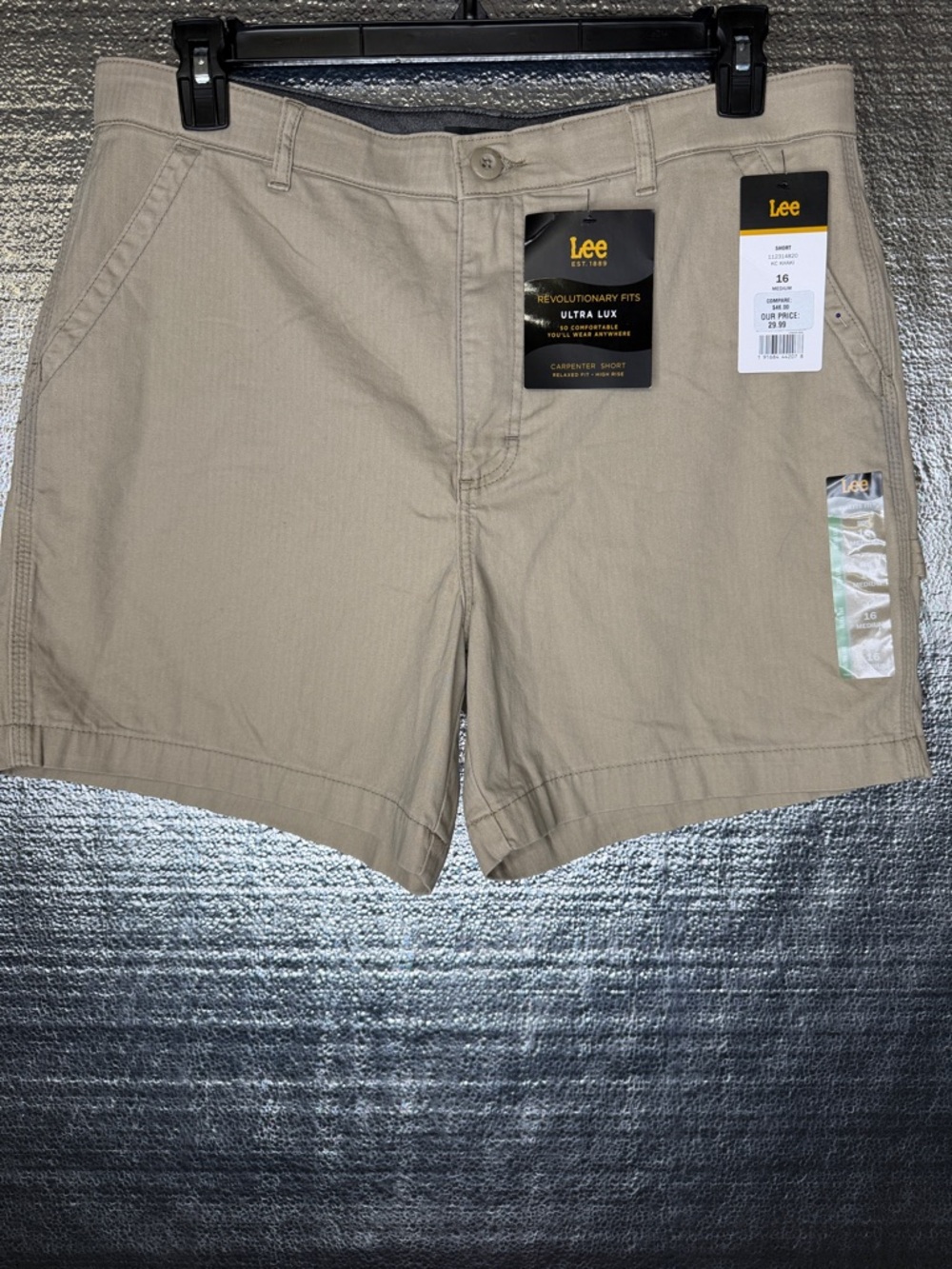Lee Women's Cargo Shorts in Khaki Beige